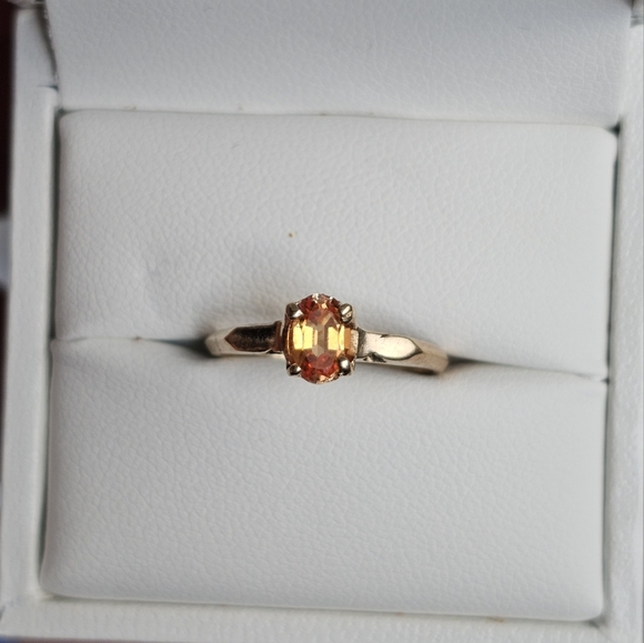 14k orange topaz ring size 6. Stamp not visible due to past sizing. Tested. Vint - Picture 5 of 7